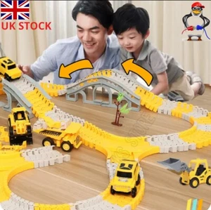 333-piece flexible race track